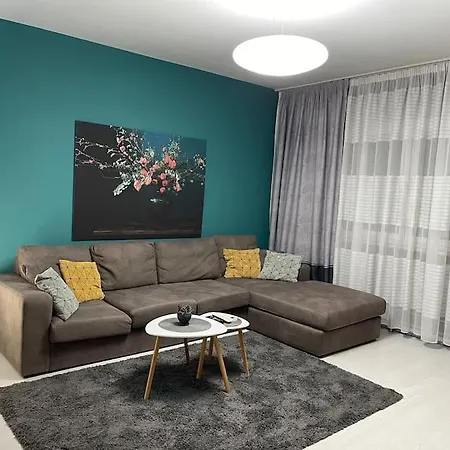 Appartement Modern At Train Station