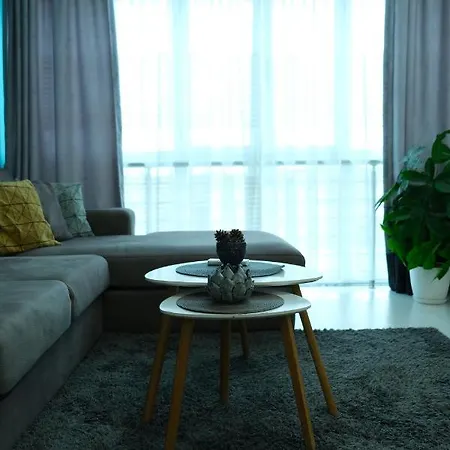 Appartement Modern At Train Station